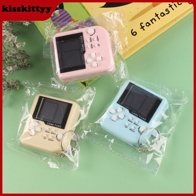 Máy Chơi Game Điện Tử Cầm Tay Mini Nhiều Màu Dễ Thương Kèm Móc Khóa