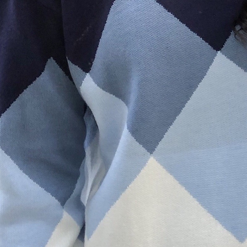 Ocean skirt - chân váy len màu xanh navy dáng ôm nhẹ và co giãn