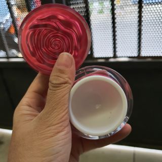 Hủ rỗng hoa hông đỏ 30gram
