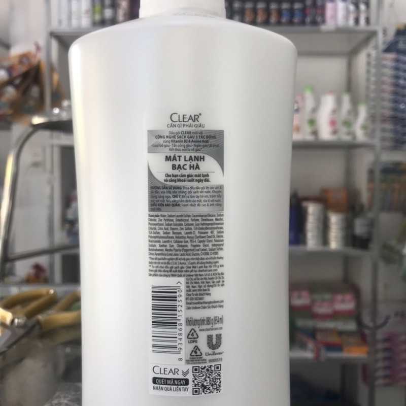 Dầu Gội Sạch Gầu Clear Bạc Hà 880g