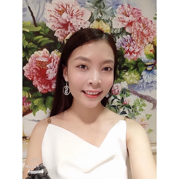 Thanh lí đầm đi tiệc