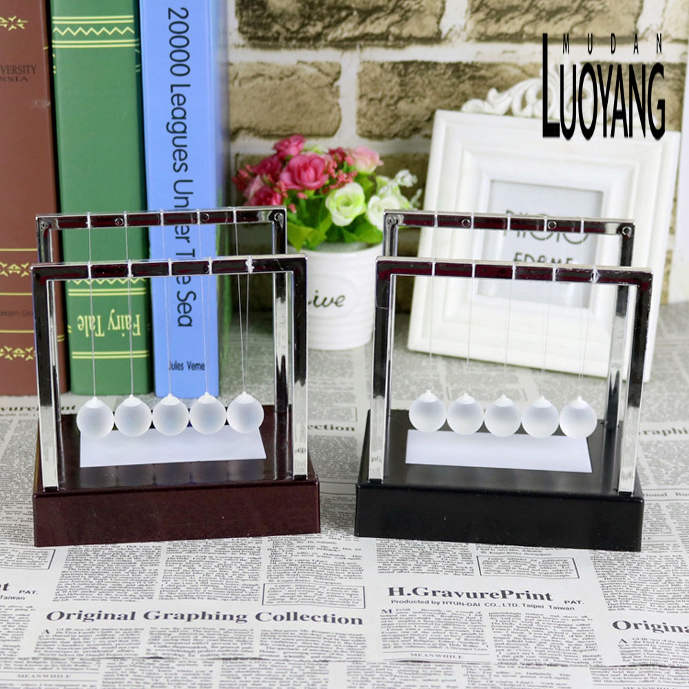 Con Lắc Newton Cân Bằng Có Đèn LED Phát Sáng Dùng Để Trang Trí