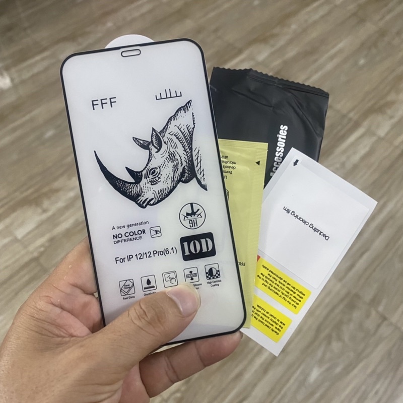 Kính Cường Lực iPhone 12 và 12 Promax hàng chất lượng tốt