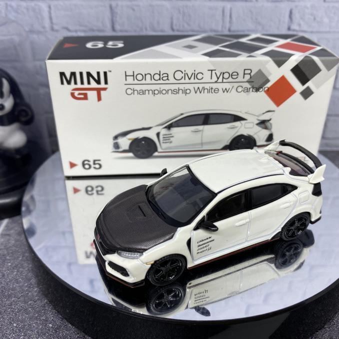 Mô Hình Xe Hơi HONDA CIVIC TYPE R Màu Trắng Bằng CARBON Mini GT 65 Chất Lượng Cao