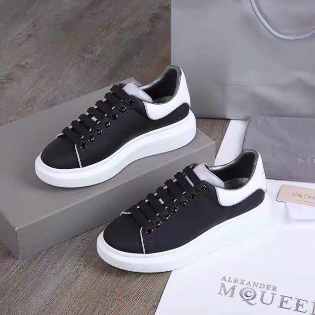 Giày MCQ đen đế trắng phản quang nam nữ♥️