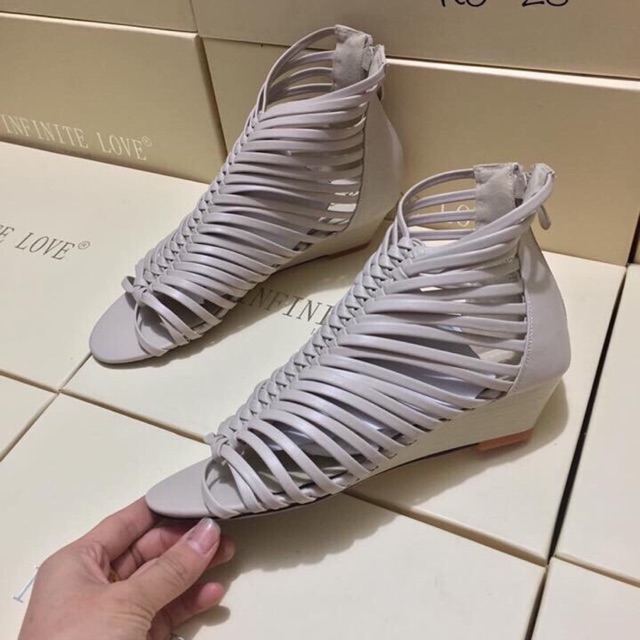 Combo 5 đôi sandal lưới khóa sau