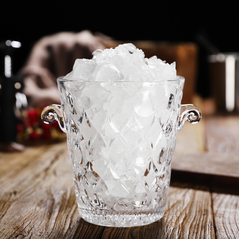Âu thủy tinh đựng đá làm lạnh ruou vang phong cách Châu Âu