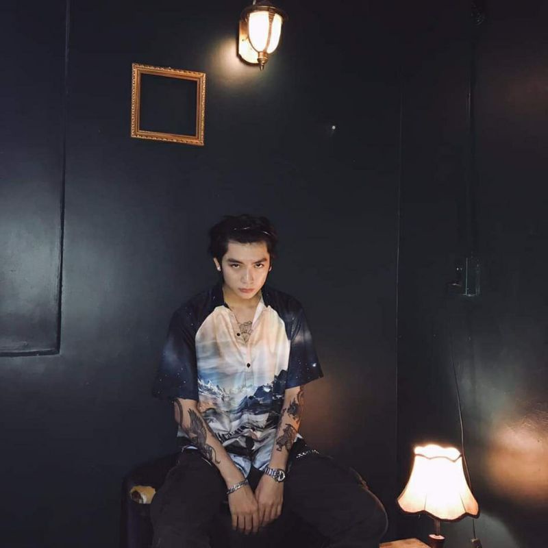 Áo Sơ Mi Tay Ngắn Unisex Cổ Bẻ Phong Cách Hàn Quốc Freesize