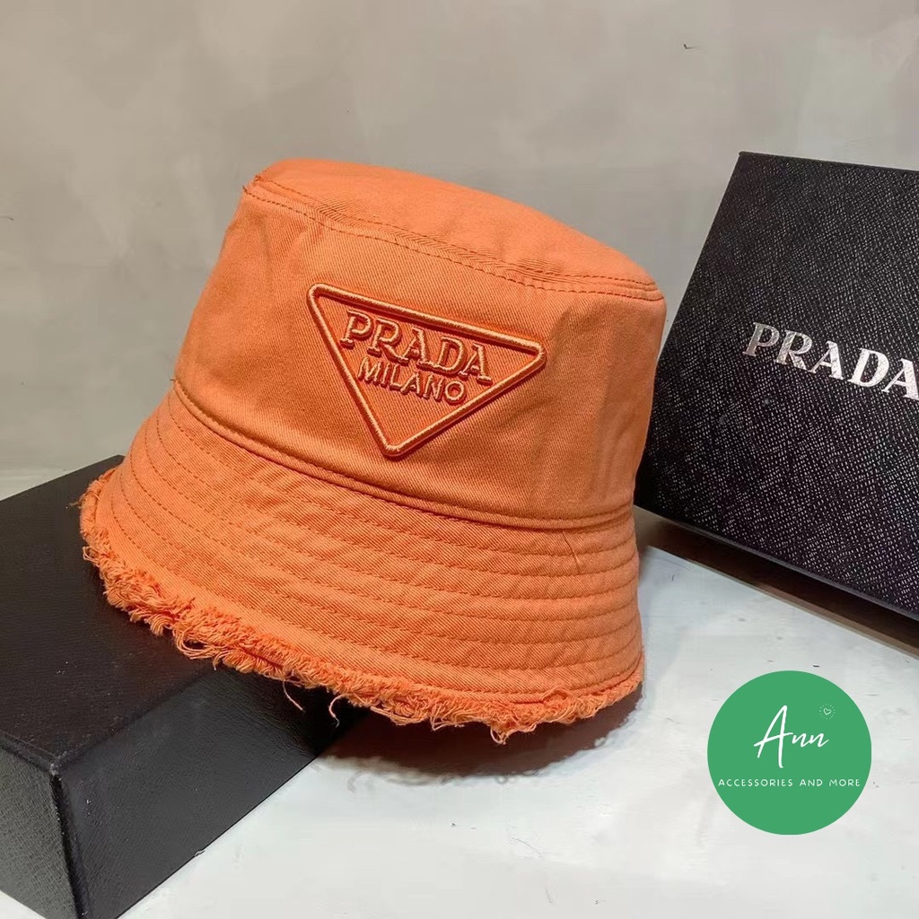 Mũ Buket Prada Hot Hit, Thiết Kế Phong Cách Thời Trang, Chất liệu Kaki Bò Mềm, Sẵn 4 Màu Đen- Trắng- Be- Cam