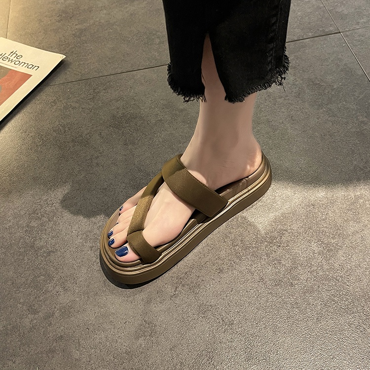 Dép Sandal Đế Bệt Quai Chéo Dày Dặn Đơn Giản Cá Tính Cho Nữ