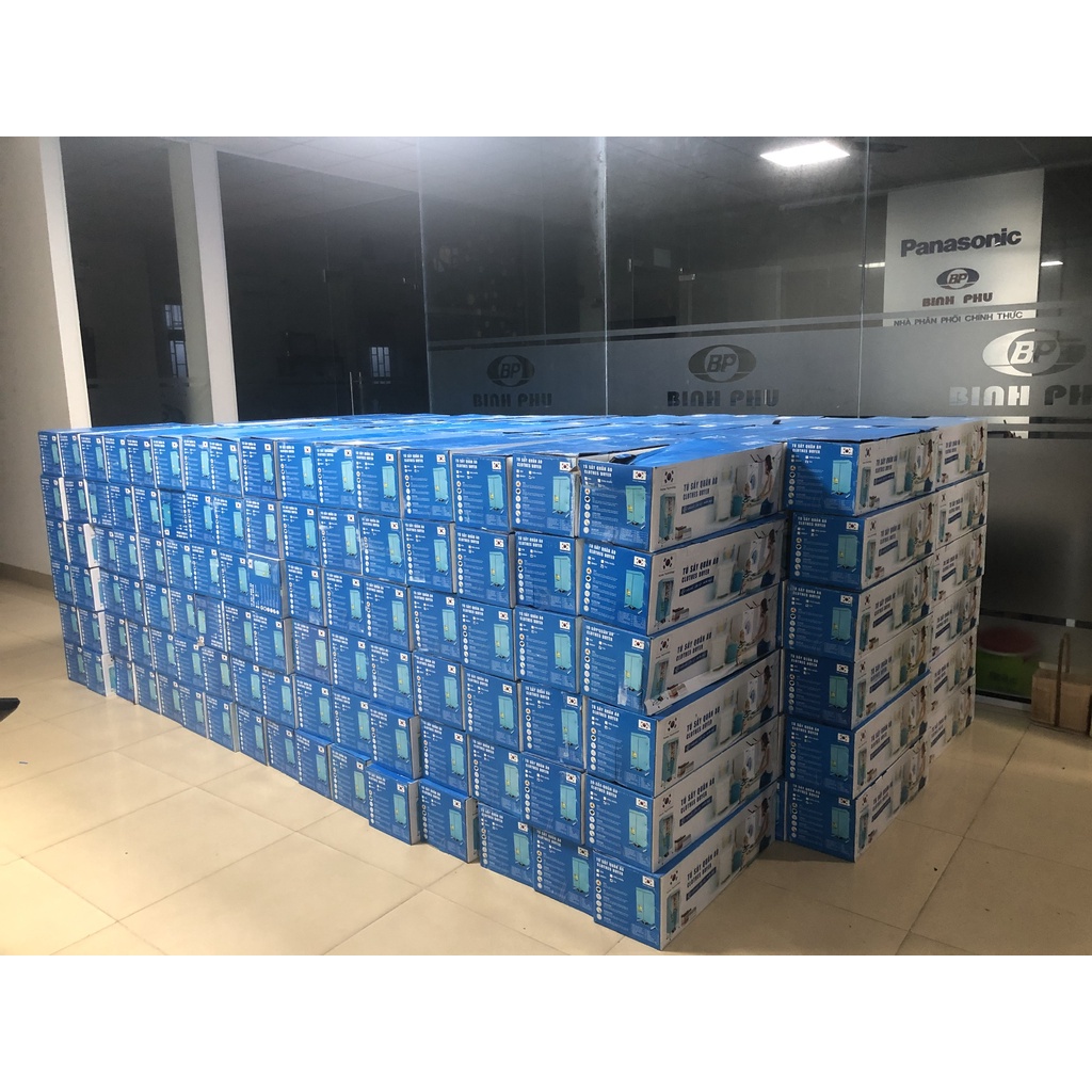 TỦ SẤY QUẦN ÁO VUÔNG KOJINE 2 CHẾ ĐỘ SẤY - KJ 858