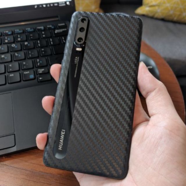 Miếng dán mặt lưng cacbon cách điệu cho Huawei P30/ P30 pro