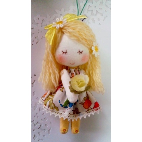 Kit nguyên liệu may búp bê mini treo túi sách- Diy tự làm búp bê đang yêu- MIE HANDMADE SHOP