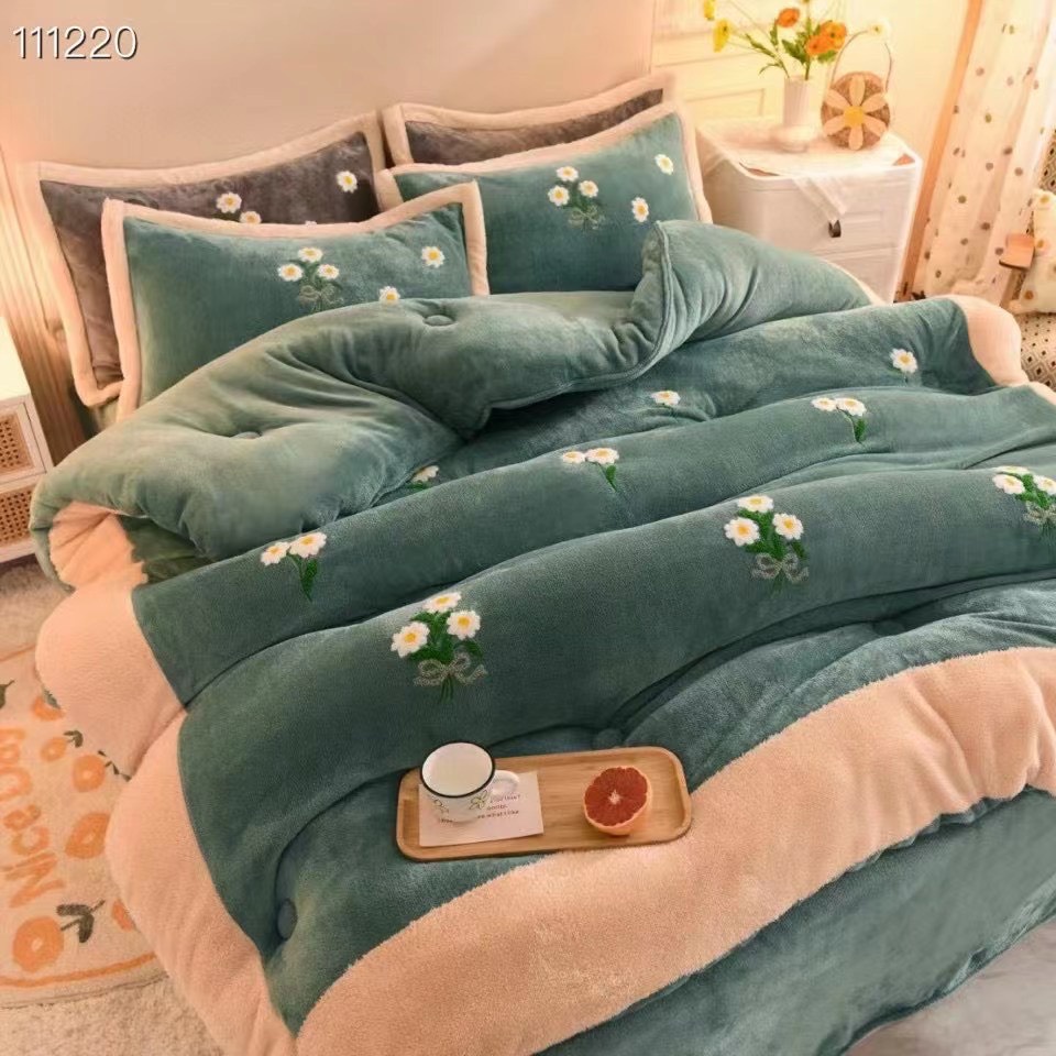 Chăn lông thỏ Lidaco thêu hoa cúc mềm mịn 4,5kg kích thước 2m3x2m
