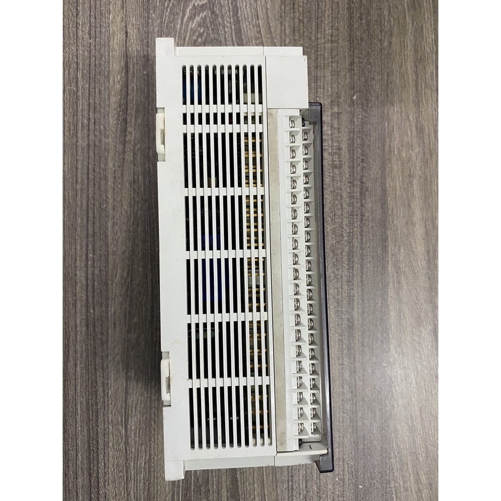 PLC  MITSUBISHI  FX2N-64MR-ES/UL  nguồn 220v ngõ ra RELAY 64I/O tháo máy