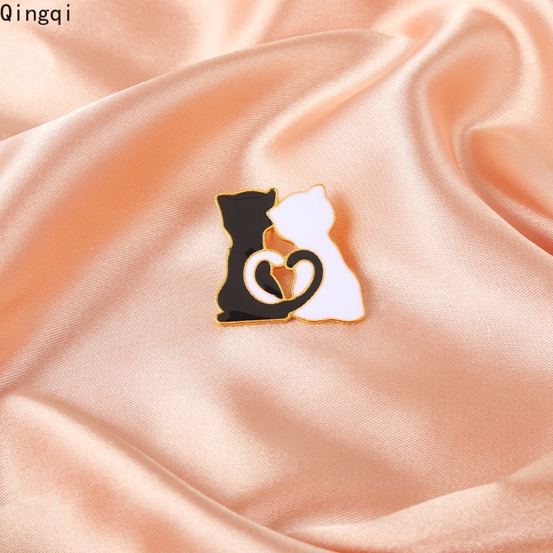 Ghim cài áo Miss Zoe hình chú mèo trắng đen đáng yêu