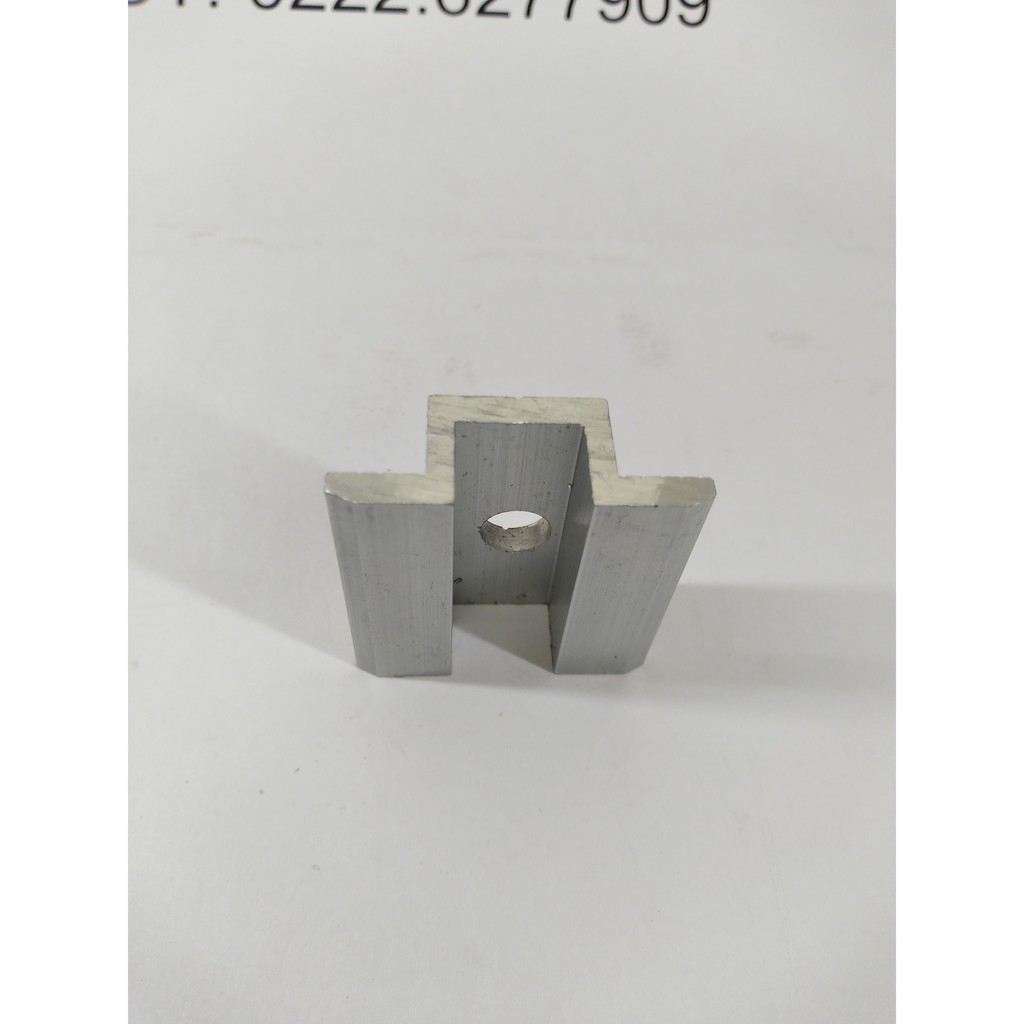 Bộ kẹp giữa tấm pin mặt trời HOL.MC-40U-F1