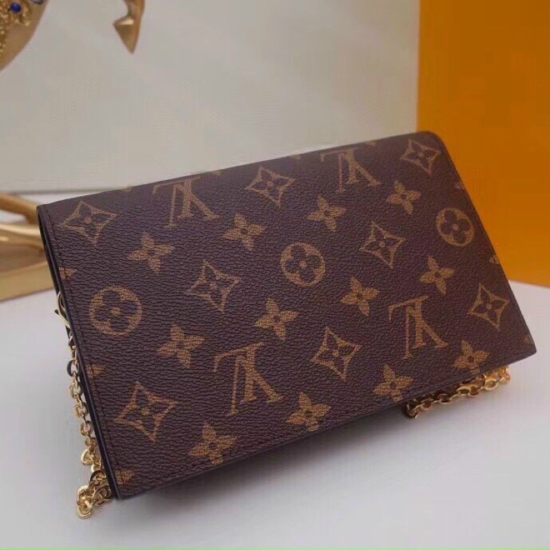 Túi LV hoa cúc s20 về 2 màu