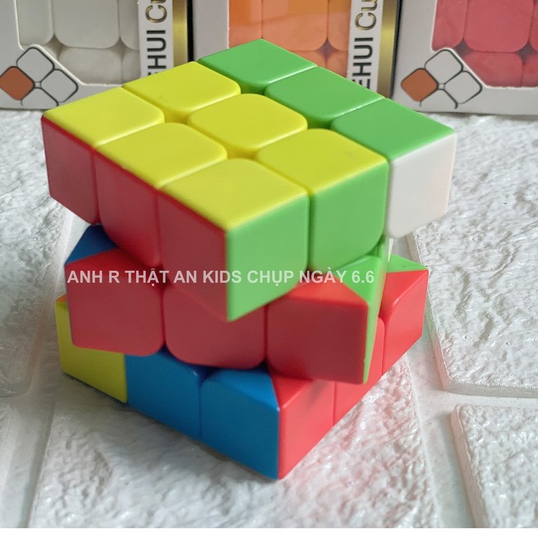 Rubik 3x3 Rubic 3 Tầng xuay trơn tru , bền đẹp. ( ảnh thật )