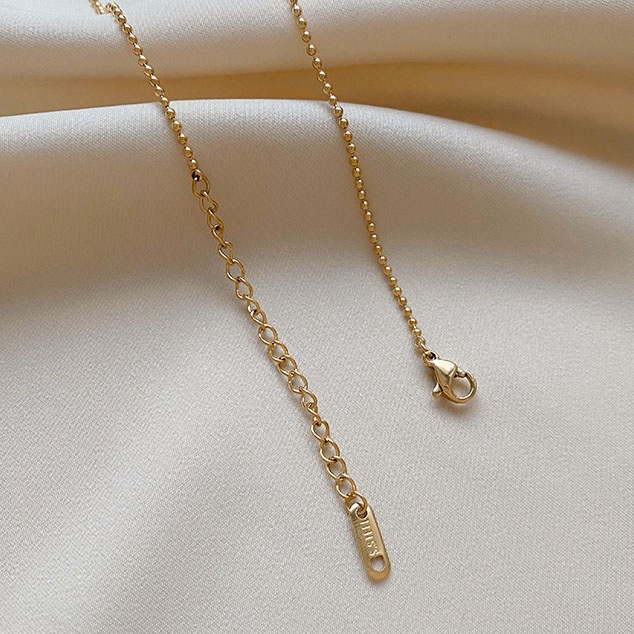 Dây chuyền mặt vuông phong cách cổ điển