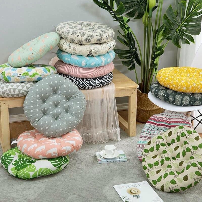 Đệm Ngồi Bệt Kiểu Nhật, đệm lót ghế Tròn Sang Trọng - Thêu Vi Tính size 40cm x 40cm, bông trắng cực êm