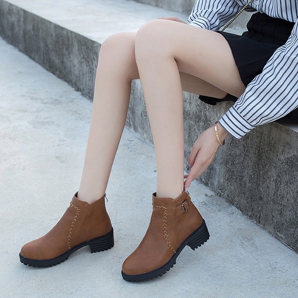 Giày Bốt Mềm Cổ Thấp Mũi Tròn Đế Dày Chống Trượt Thoáng Khí Có Khóa Kéo Thời Trang Cho Nữ