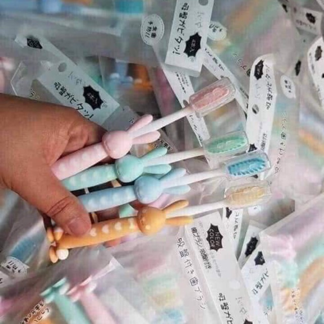 SÉT 4 BÀN CHẢI ĐÁNH RĂNG CHO BÉ