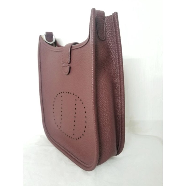 Túi đeo chéo Her.mes xuất xịn đáy bầu da dê sần nút bấm màu ruốc dây xích dài