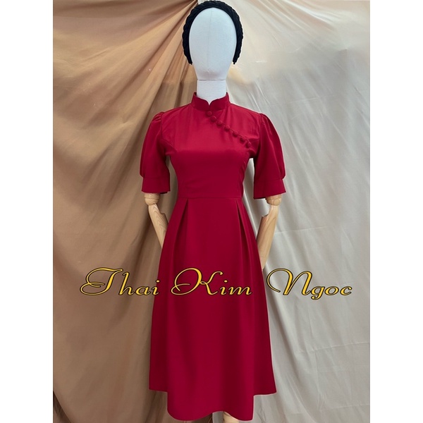 Đầm dự tiệc phối nút bọc cổ cách điệu