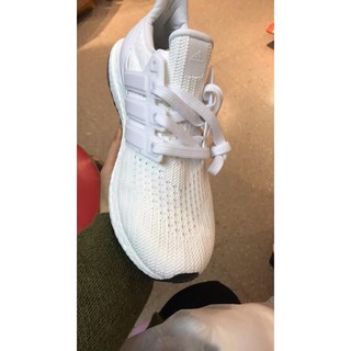 giày ultra boost màu trắng 4.0
