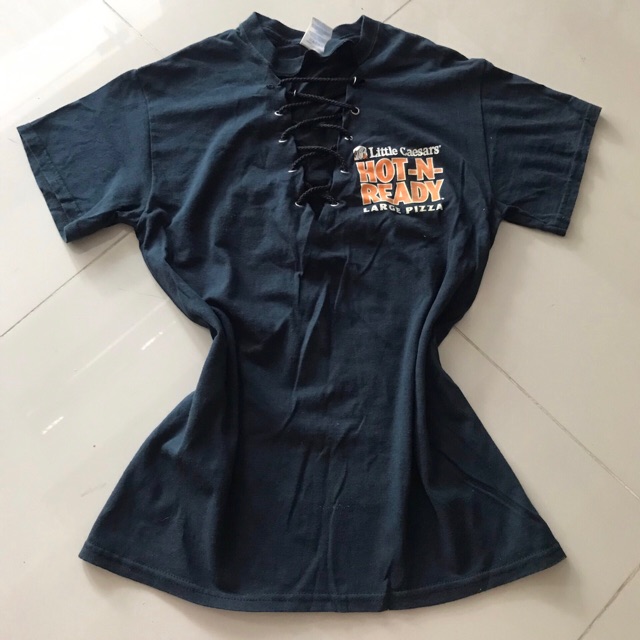 Áo thun mỹ 2hand đan dây Size S