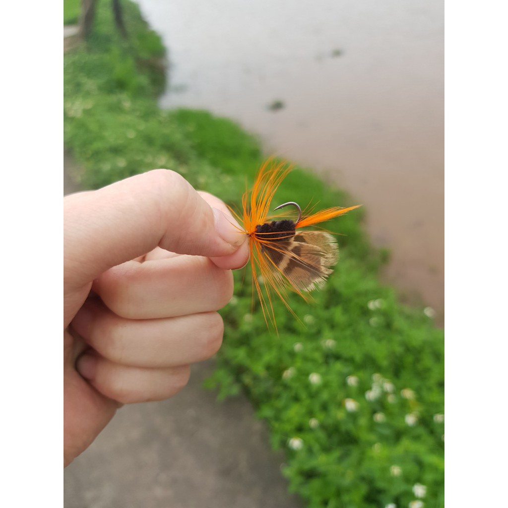 Combo 12 con mồi gắn lông vũ cánh bướm câu rô phi,câu mương,lóc,ngão,....