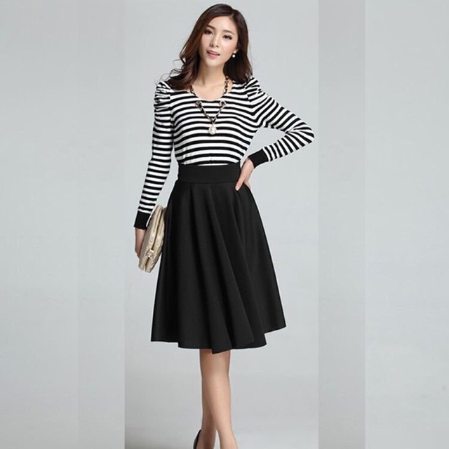 CHÂN VÁY VINTEGA PHONG CÁCH