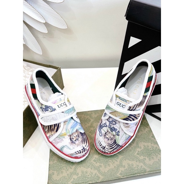 SLIP ON GUCCI QUAI DÁN 1977