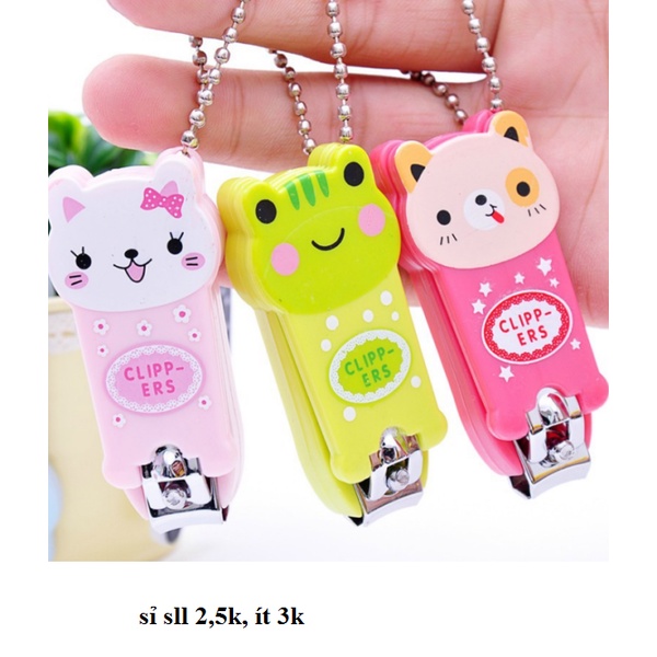 Bấm móng hình thú cho bé