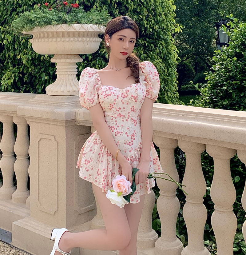 Đầm Tay Phồng Cổ Vuông Họa Tiết Hoa Xinh Xắn Phong Cách Hàn Quốc | BigBuy360 - bigbuy360.vn