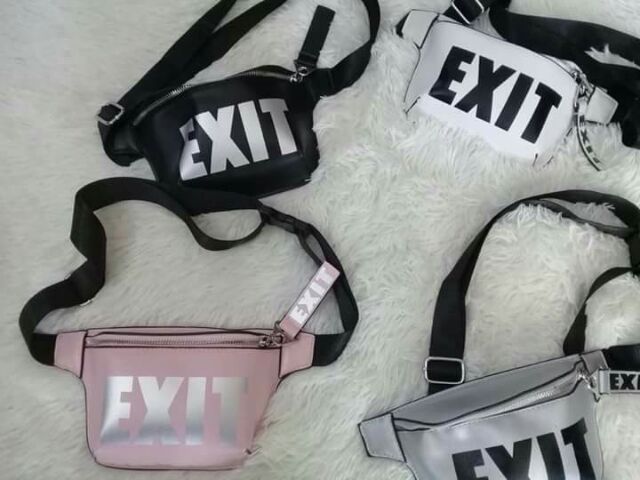 Túi exit. | BigBuy360 - bigbuy360.vn