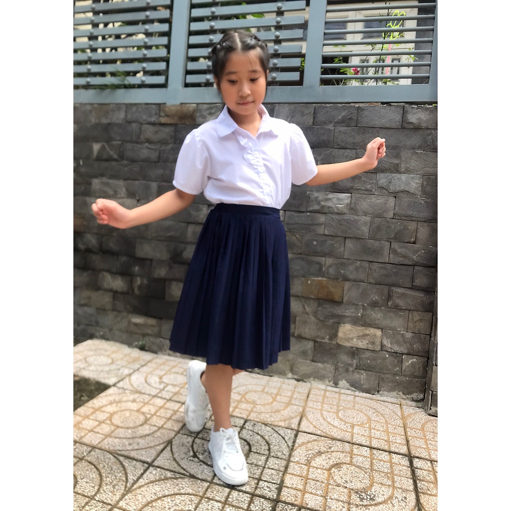 Chân váy bé gái đi học vải lụa dập li Jadiny GDP041
