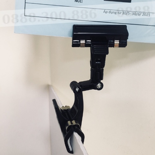 Kẹp nhựa xoay đa năng V05 trắng đen, kẹp rô bốt xoay 360 độ, kẹp nhựa quảng cáo ro bot, kẹp wobbler quảng cáo đa năng