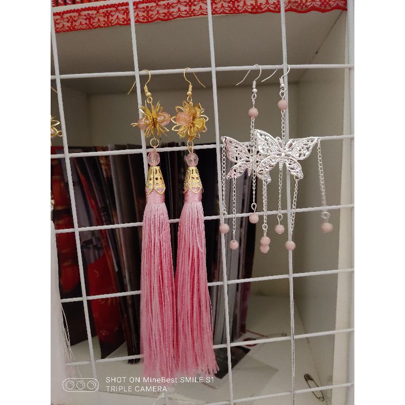 Khuyên tai cổ trang tua rua cô dâu hầu đồng mẫu 4