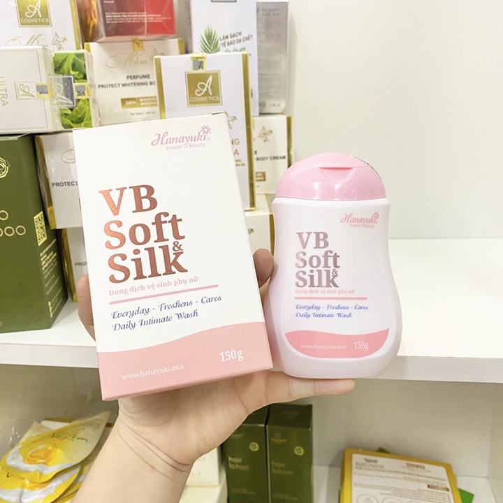 Dung dịch vệ sinh màu hồng VB Soft Silk - HUKB587