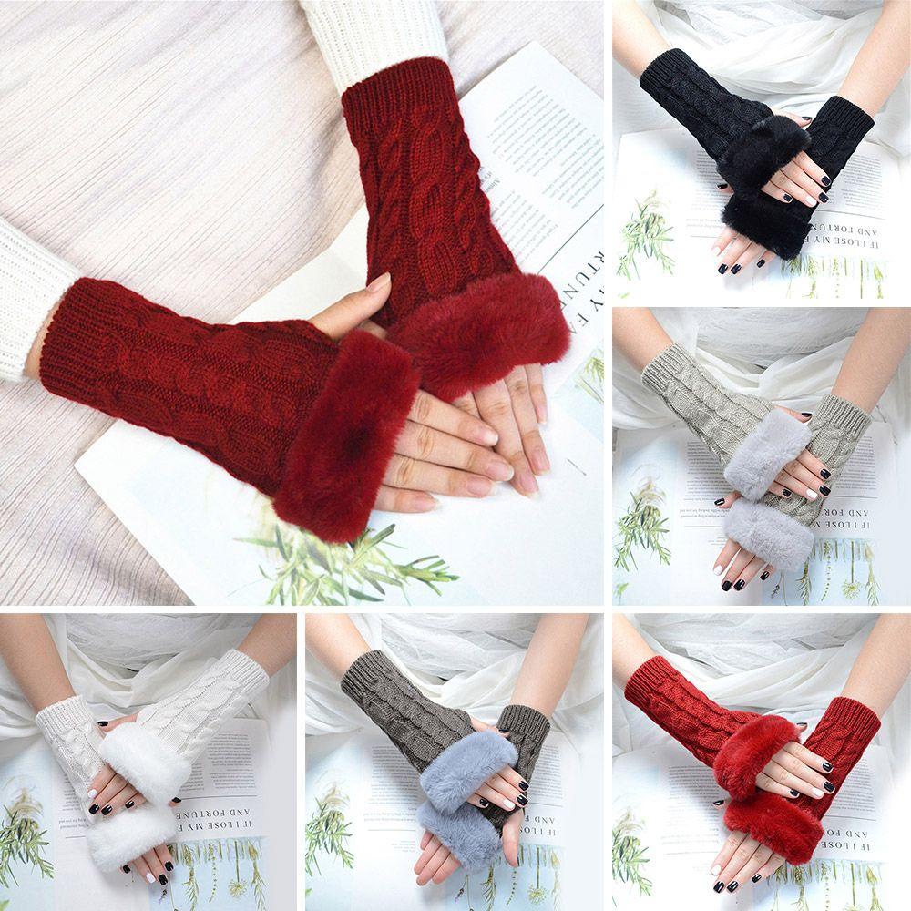 Găng Tay Len Dài Hở Ngón Giữ Ấm Cho Nữ