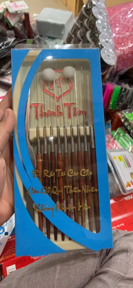 Bộ ráy tai cao cấp cán gỗ  THANH TÂM - LÂM UYÊN   thiết kế nhỏ gọn độc đáo , chất liệu inox và gỗ an toàn ..