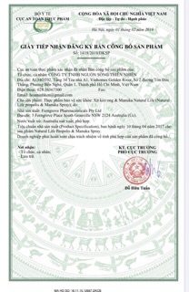 Xịt keo ong Vitatree