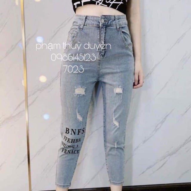 Quần bò Jean chữ rách