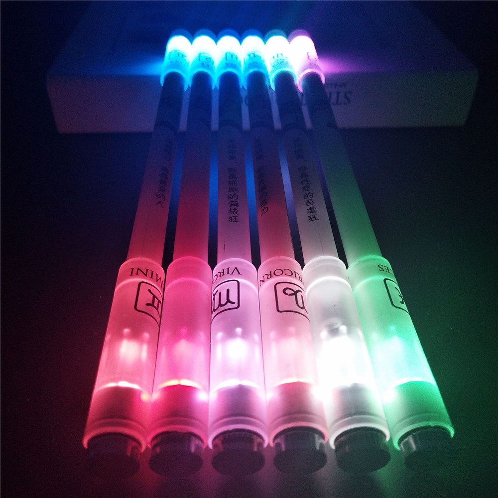 1 Bút Gel Xoay Phát Sáng Nhiều Màu Sắc Có Thể Xoay Được Dùng Làm Quà Tặng Cho Học Sinh