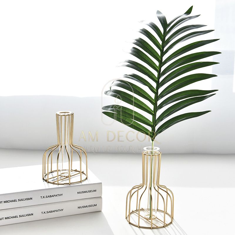 Bình hoa sắt vàng lọ thuỷ tinh nghệ thuật hoa giả decor trang trí phòng bếp sang trọng - AM Decor