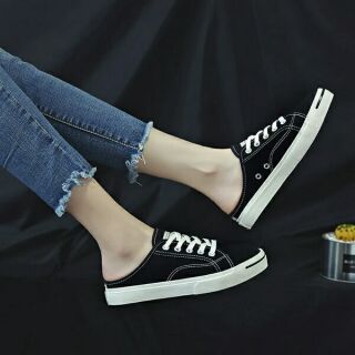 Giầy sục thể thao