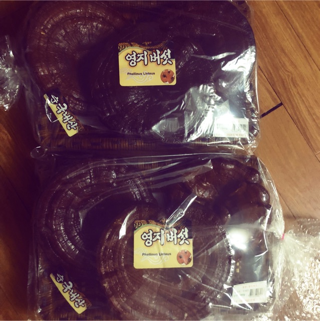 NẤM LINH CHI ĐỎ HÀN QUỐC ĐÓNG KHAY 1kg | BigBuy360 - bigbuy360.vn