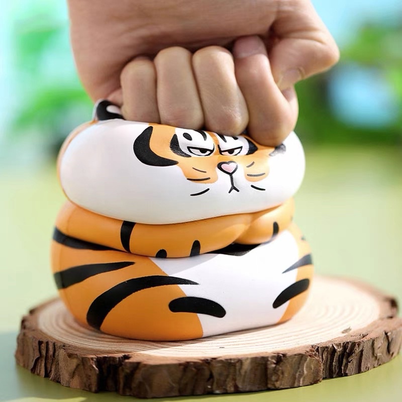 Mô hình squishy hổ béo mặt quạu chính hãng